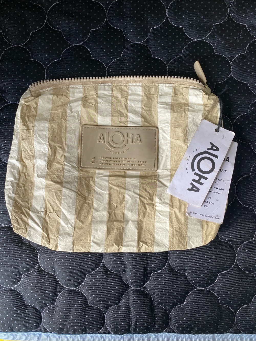 Aloha Collection Splash Proof Travel Pouch